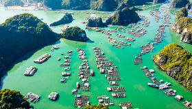 Floating Village in Halong Bay